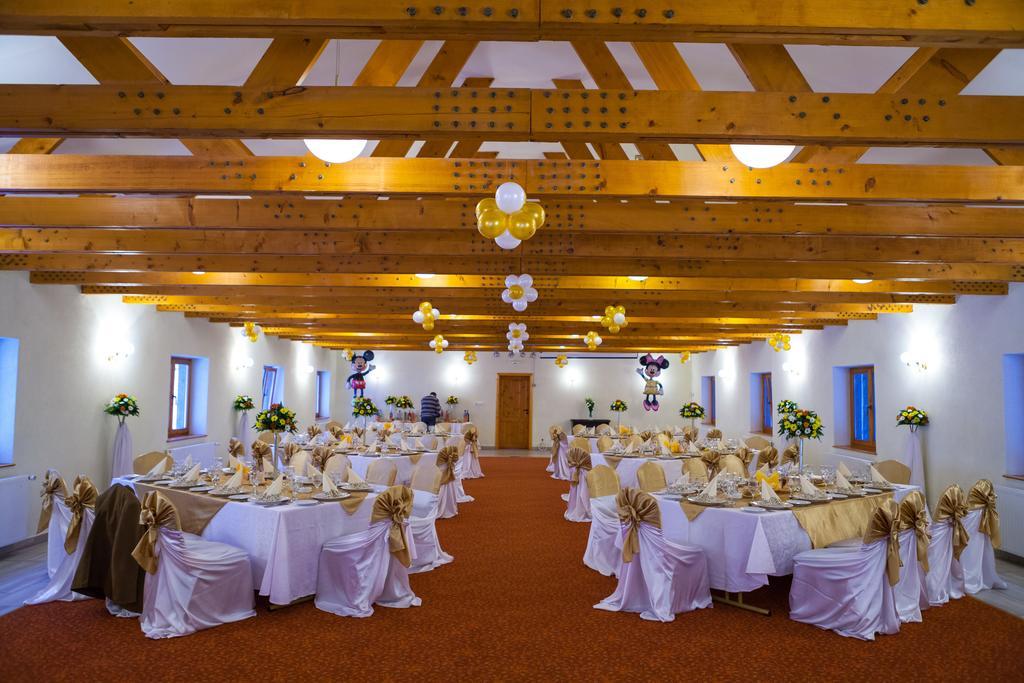 Hotel Bucegi Portile Regatului Paraul Rece Ngoại thất bức ảnh