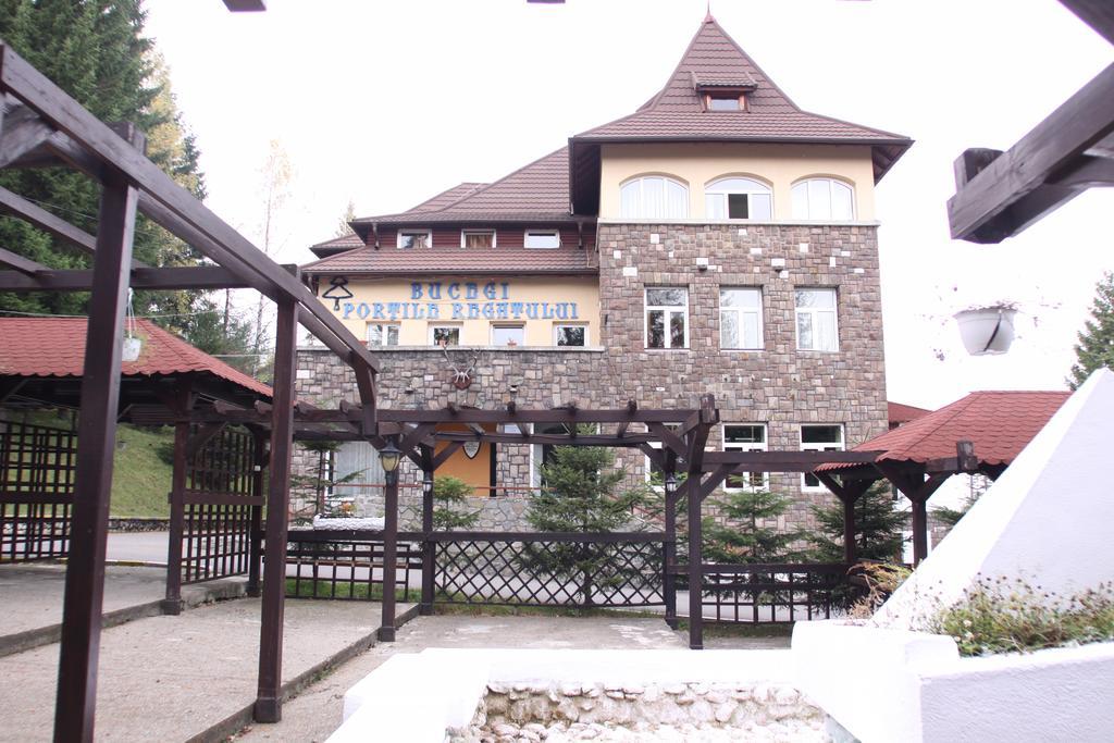 Hotel Bucegi Portile Regatului Paraul Rece Ngoại thất bức ảnh